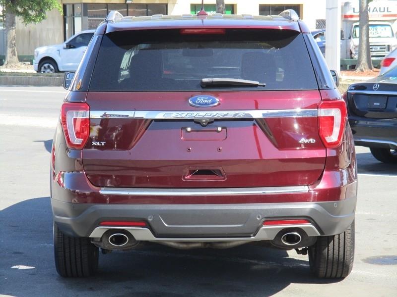 Ford Explorer XLT 4WD 2018