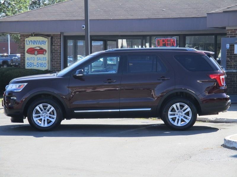Ford Explorer XLT 4WD 2018
