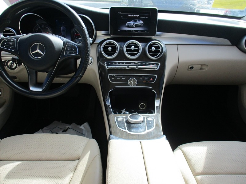 Mercedes-Benz C-Class C 300 4MATIC Sedan 2018 Mercedes-Benz C-Class C 300 4MATIC Sedan 2018