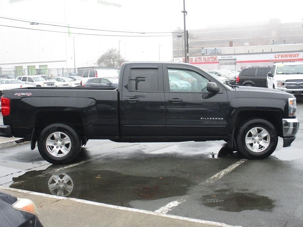 Chevrolet Silverado 1500 4WD Double Cab 143.5" LT w/1LT 2017