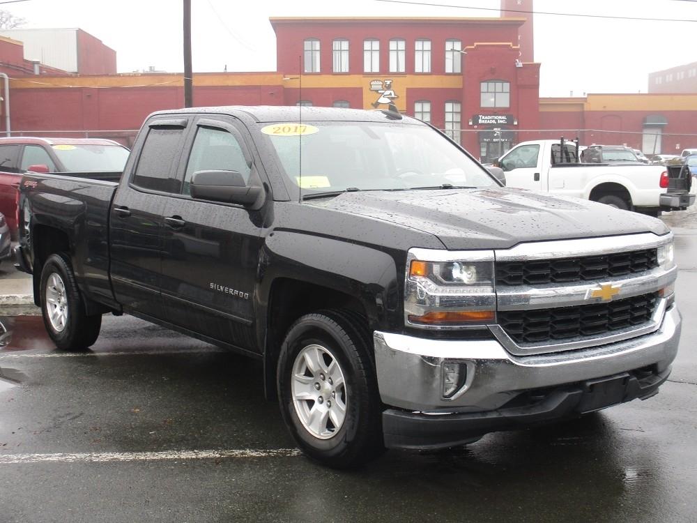Chevrolet Silverado 1500 4WD Double Cab 143.5" LT w/1LT 2017