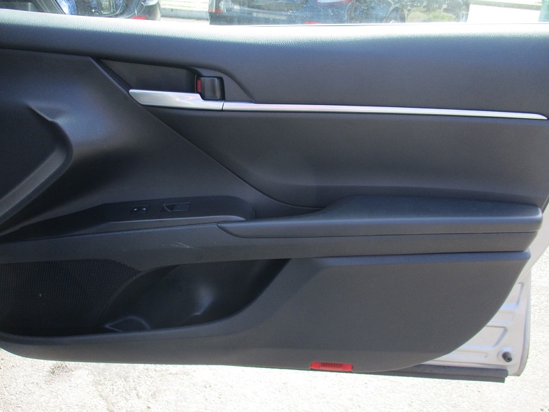 Toyota Camry LE Auto (Natl) 2023