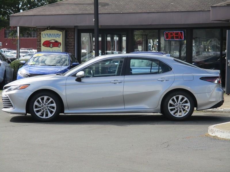 Toyota Camry LE Auto (Natl) 2023