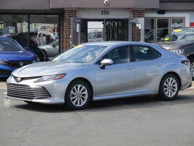 Silver 2023 Toyota Camry LE FWD Sedan Front-Wheel Drive Automatic