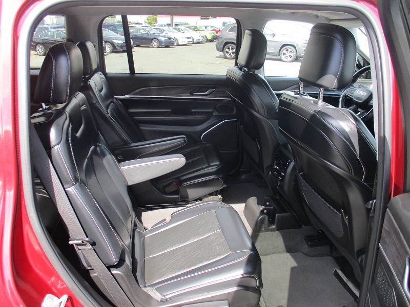 Jeep Grand Cherokee Limited 4x4 2021 Jeep Grand Cherokee Limited 4x4 2021