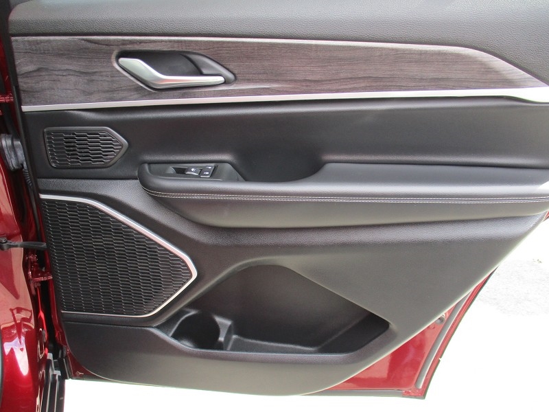 Jeep Grand Cherokee Limited 4x4 2021 Jeep Grand Cherokee Limited 4x4 2021