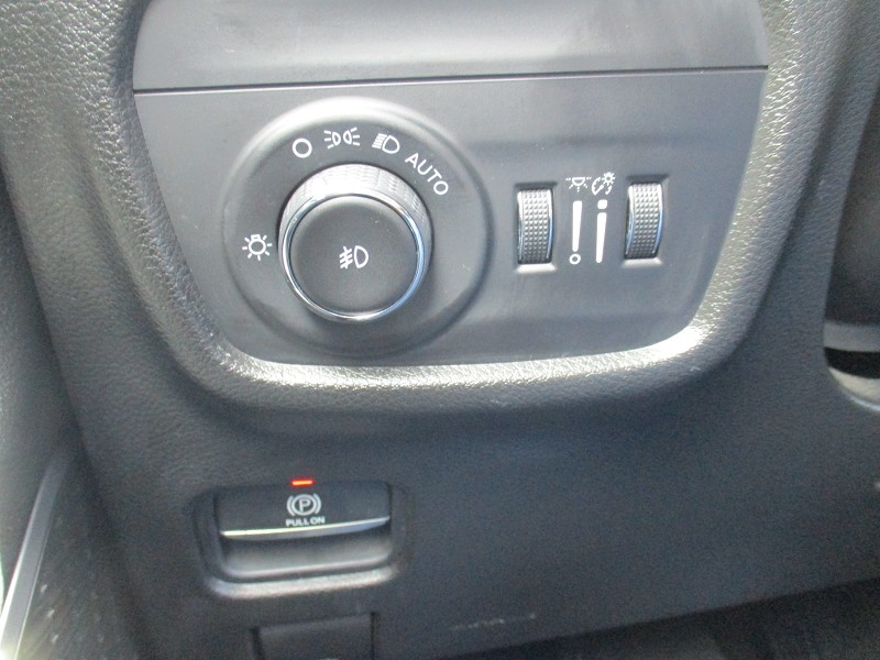 Jeep Grand Cherokee Limited 4x4 2021 Jeep Grand Cherokee Limited 4x4 2021