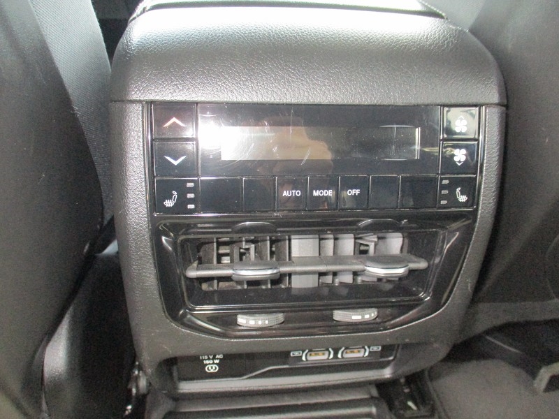 Jeep Grand Cherokee Limited 4x4 2021 Jeep Grand Cherokee Limited 4x4 2021