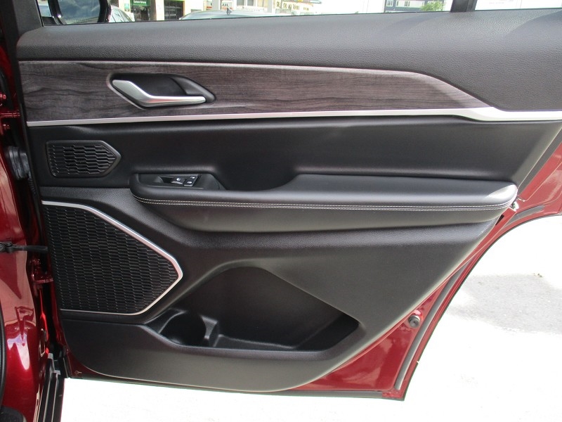 Jeep Grand Cherokee Limited 4x4 2021 Jeep Grand Cherokee Limited 4x4 2021