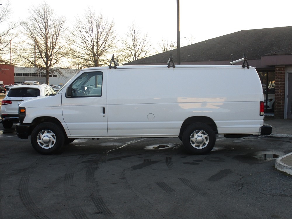 Ford Econoline Cargo Van E-250 Ext Commercial 2013