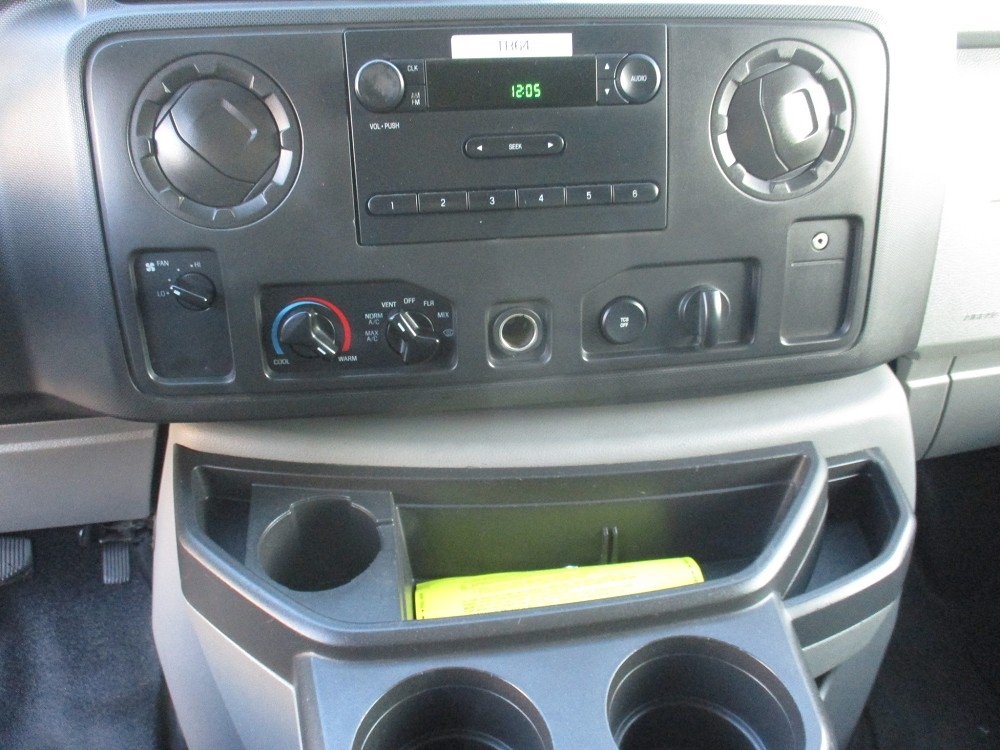 Ford Econoline Cargo Van E-250 Ext Commercial 2013