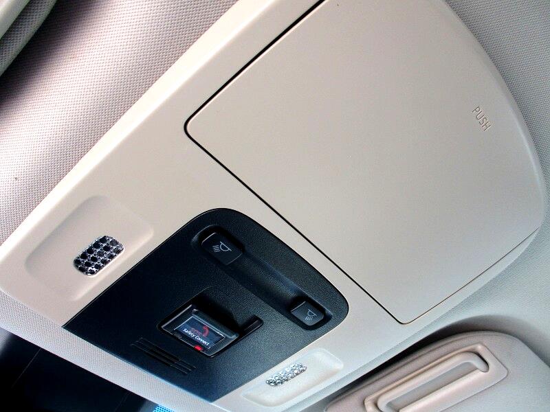 Toyota Camry LE Auto (Natl) 2020