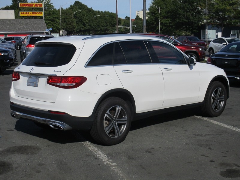 Mercedes-Benz GLC GLC 300 4MATIC SUV 2019