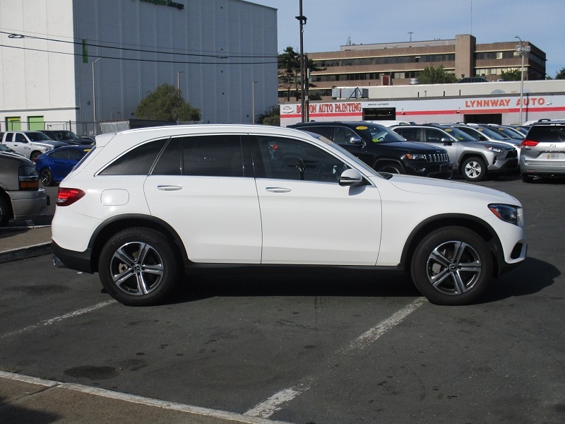 Mercedes-Benz GLC GLC 300 4MATIC SUV 2019