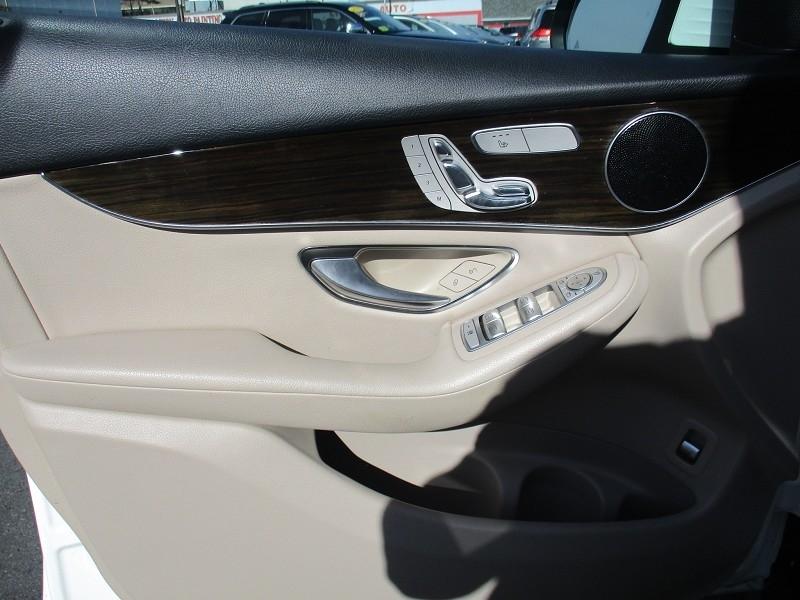 Mercedes-Benz GLC GLC 300 4MATIC SUV 2019