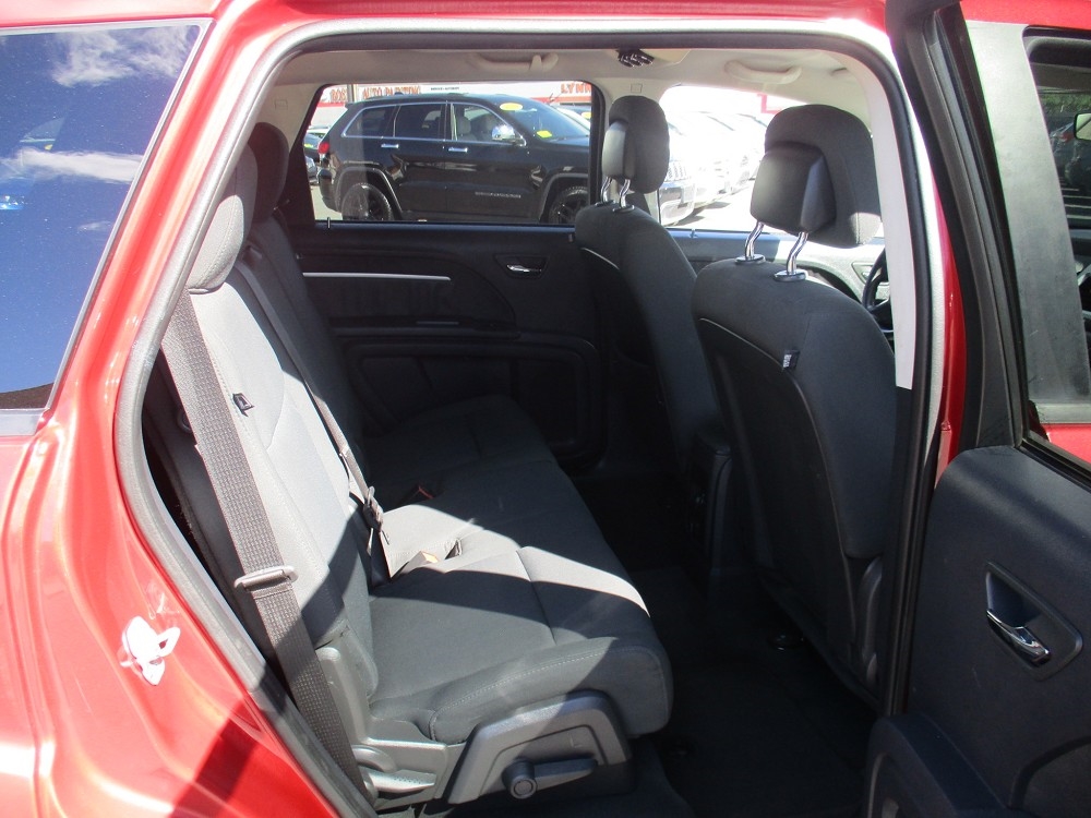 2010 Dodge Journey SXT photo 11