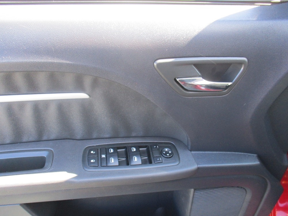 2010 Dodge Journey SXT photo 16
