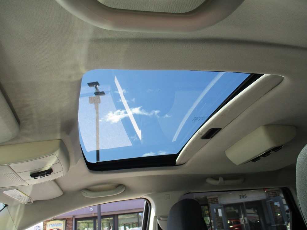 2010 Dodge Journey SXT photo 20