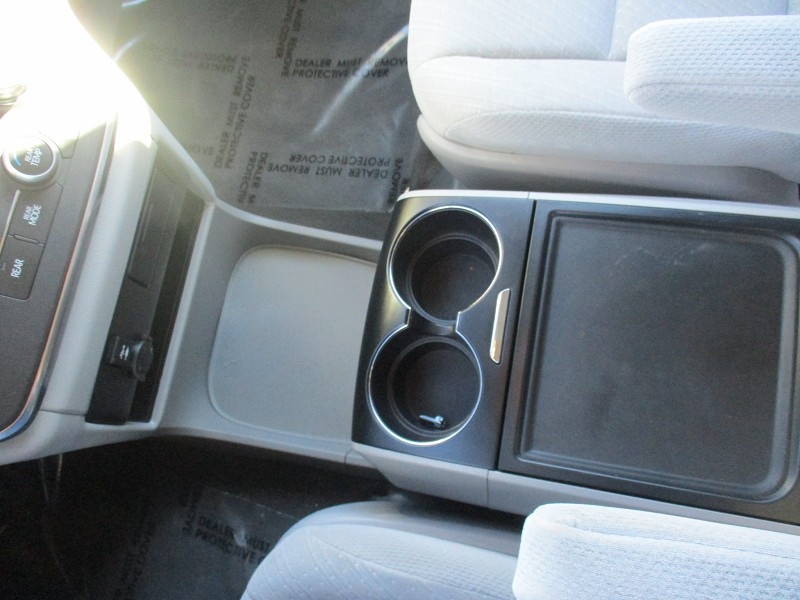 Toyota Sienna LE AWD 7-Passenger (Natl) 2018