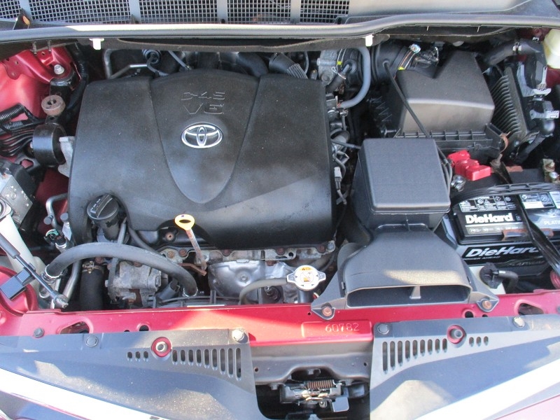 Toyota Sienna LE AWD 7-Passenger (Natl) 2018