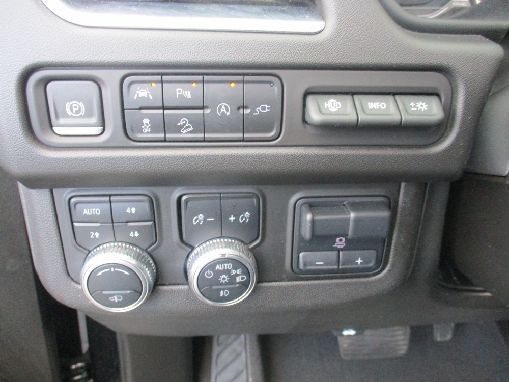 GMC Yukon 4WD 4dr AT4 2021