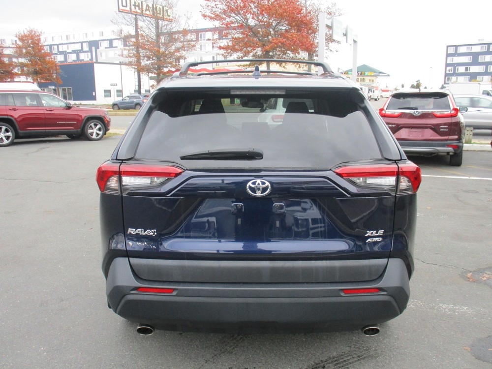 Toyota RAV4 XLE AWD (Natl) 2022
