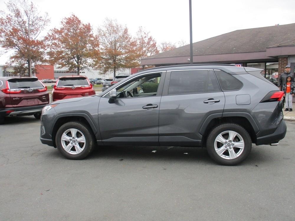 Toyota RAV4 XLE AWD (Natl) 2019
