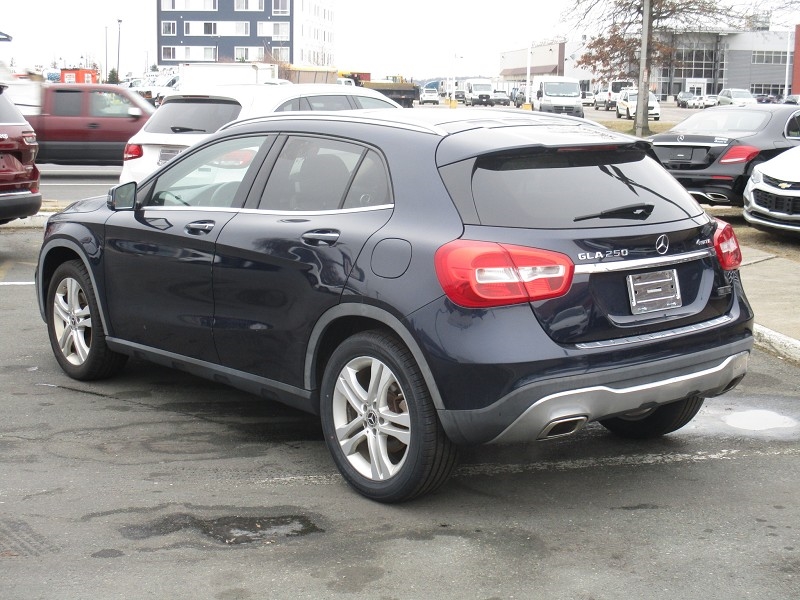 Mercedes-Benz GLA GLA 250 4MATIC SUV 2018