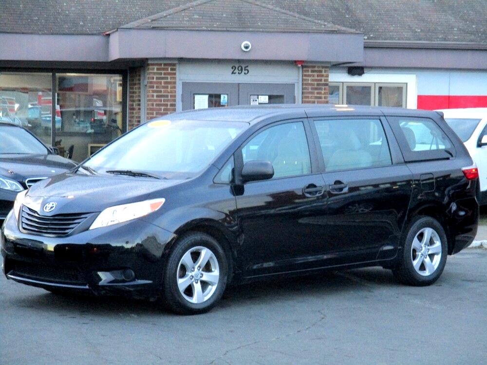 2017 Toyota Sienna L FWD 7-Passenger (Natl)