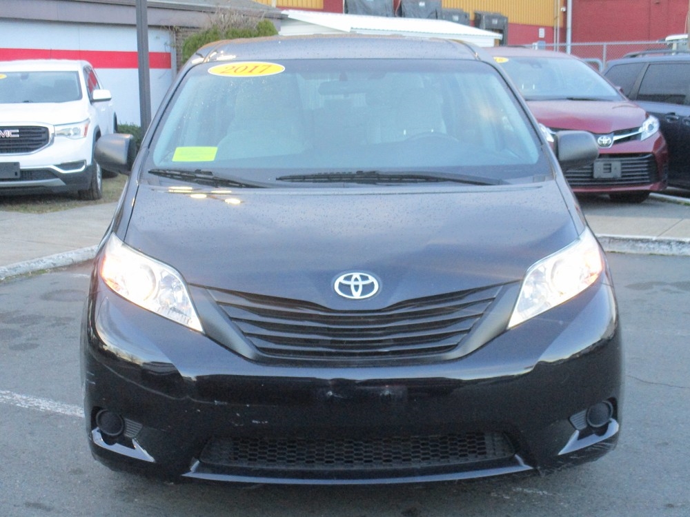 Toyota Sienna L FWD 7-Passenger (Natl) 2017