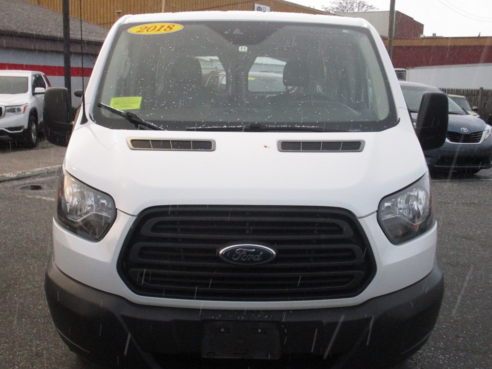 2018 Ford Transit Van photo 2