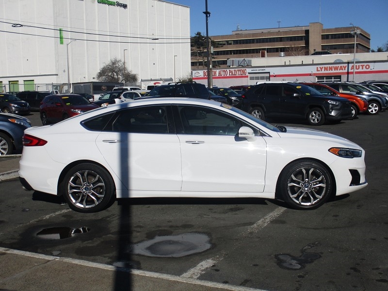 Ford Fusion SEL FWD 2019