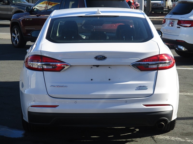 Ford Fusion SEL FWD 2019