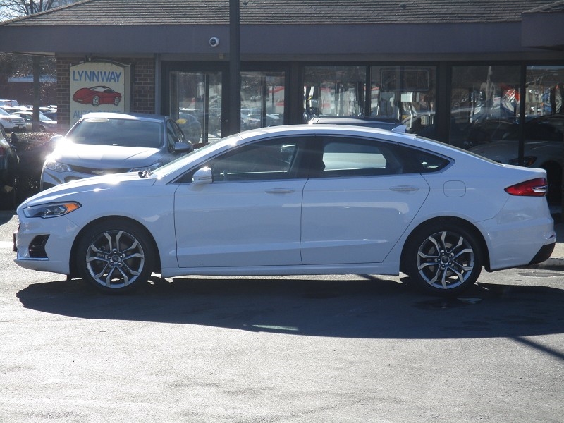 Ford Fusion SEL FWD 2019
