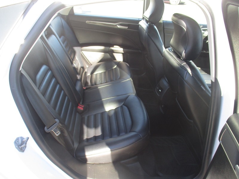 Ford Fusion SEL FWD 2019