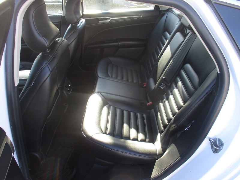 Ford Fusion SEL FWD 2019