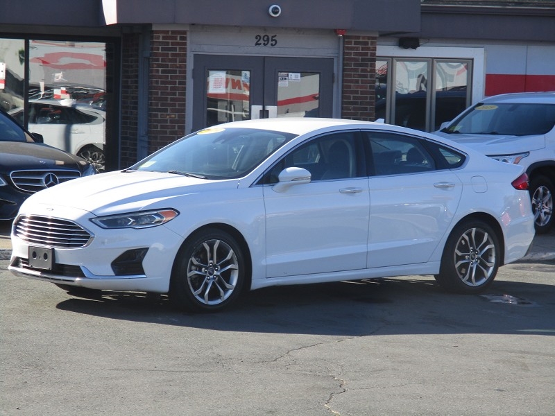 2019 Ford Fusion SEL FWD