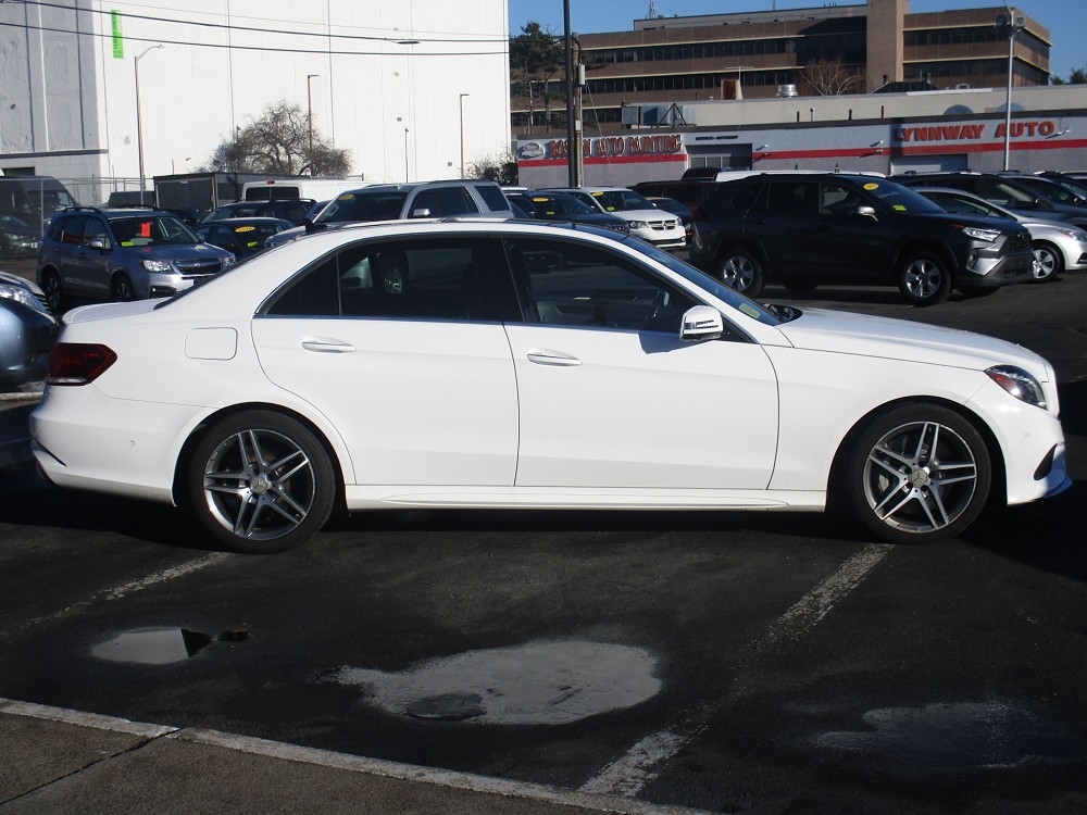Mercedes-Benz E-Class 4dr Sdn E 550 Sport 4MATIC 2014