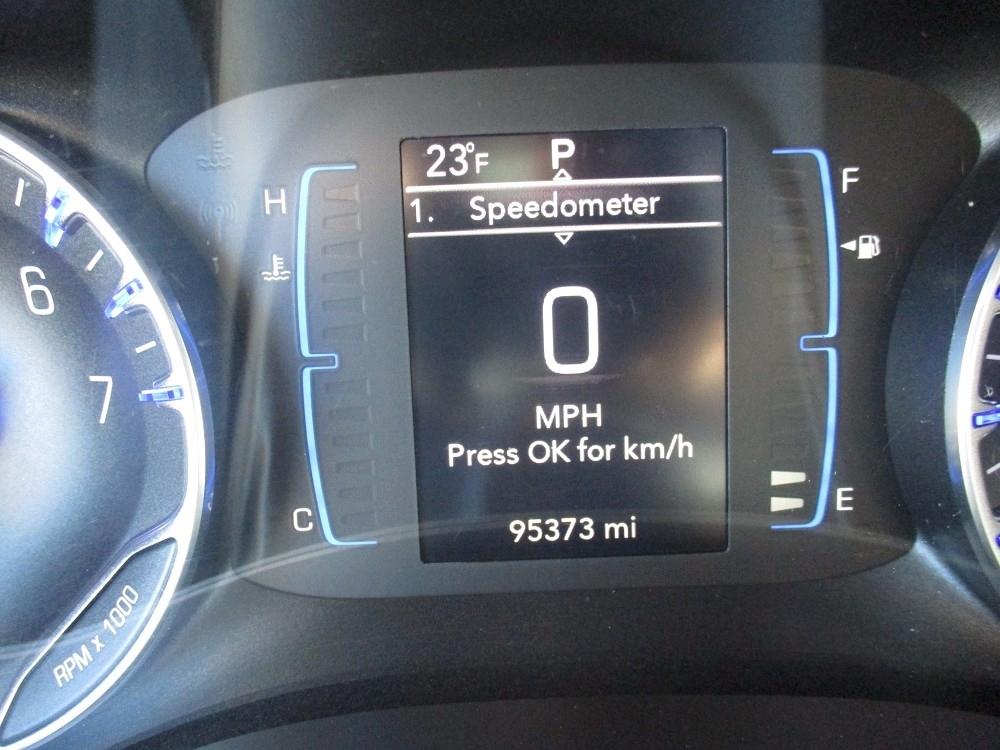 Chrysler Pacifica Touring FWD 2017