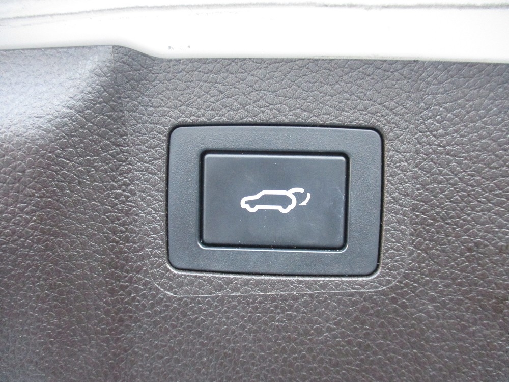 Hyundai Santa Fe SE Ultimate 3.3L Auto 2017