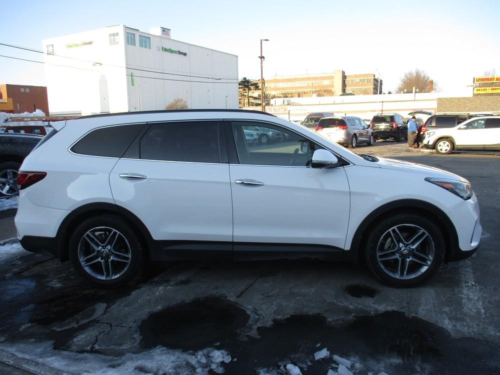 Hyundai Santa Fe SE Ultimate 3.3L Auto 2017