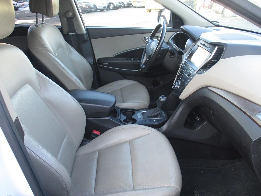 Hyundai Santa Fe SE Ultimate 3.3L Auto 2017