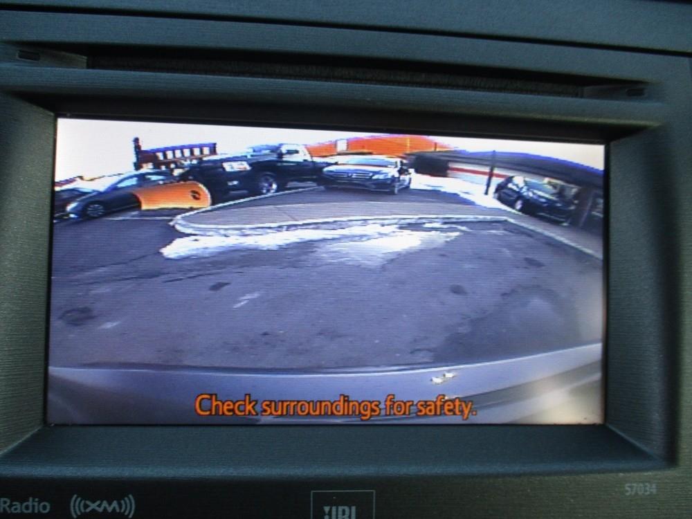 Toyota Prius 5dr HB Persona Series Special Edition (Natl) 2015