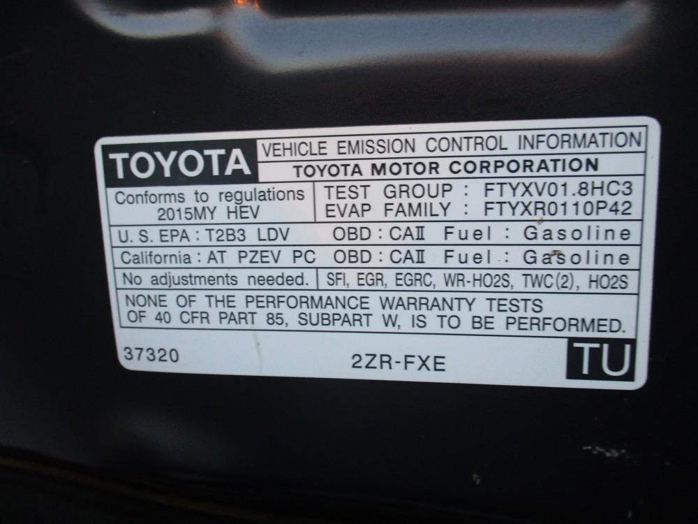 Toyota Prius 5dr HB Persona Series Special Edition (Natl) 2015