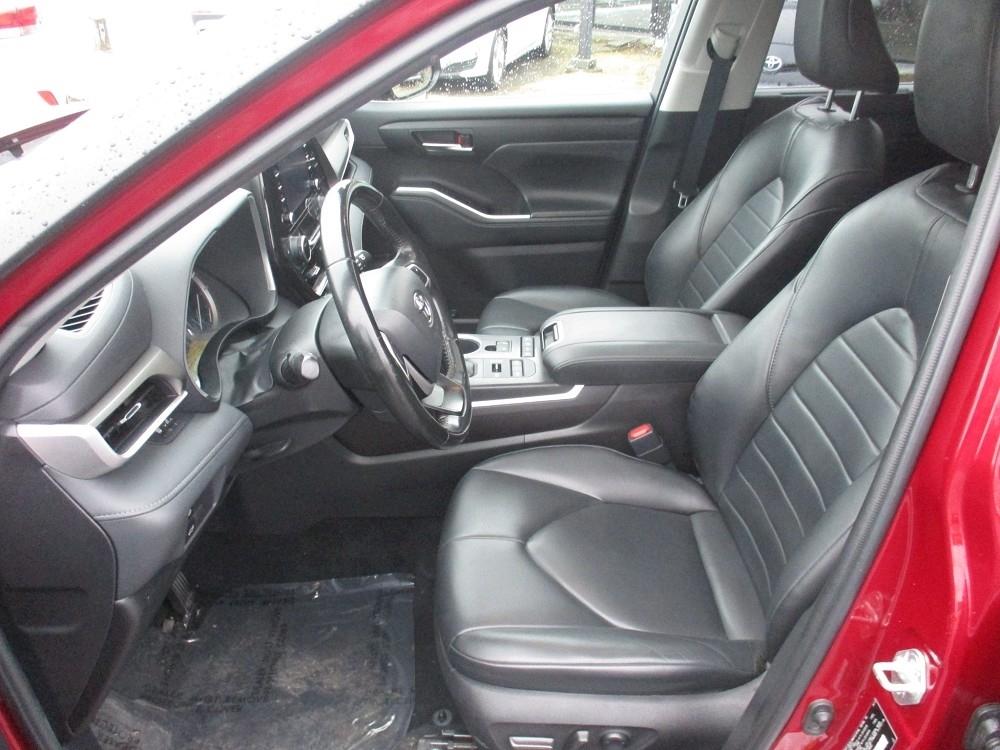 Toyota Highlander XLE AWD (Natl) 2022