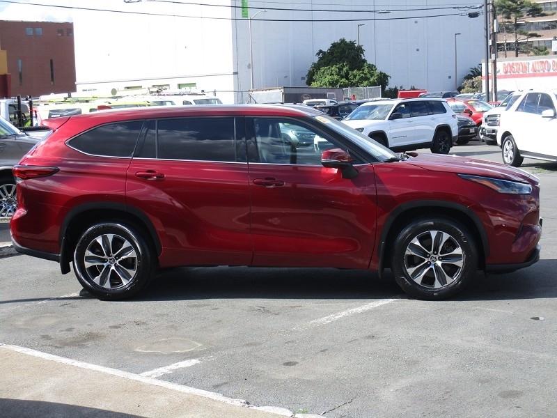 Toyota Highlander XLE AWD (Natl) 2022