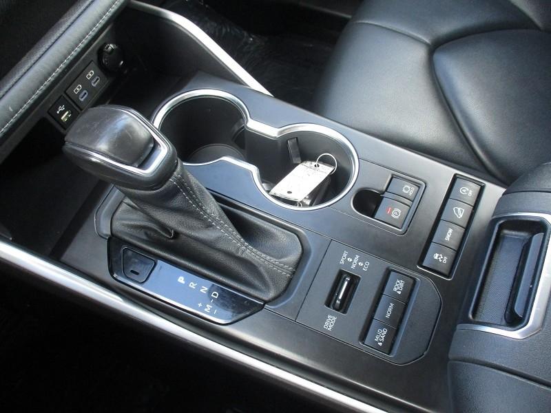 Toyota Highlander XLE AWD (Natl) 2022