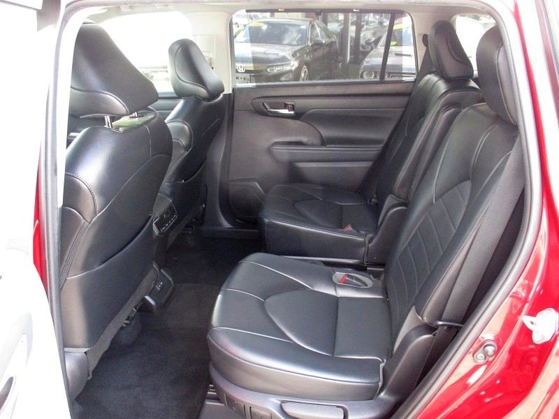 Toyota Highlander XLE AWD (Natl) 2022