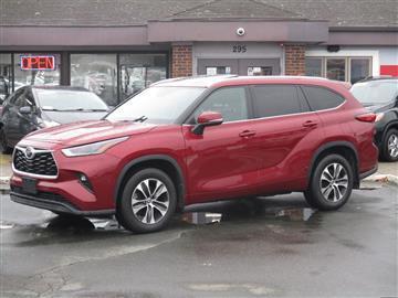 2022 Toyota Highlander XLE AWD (Natl)