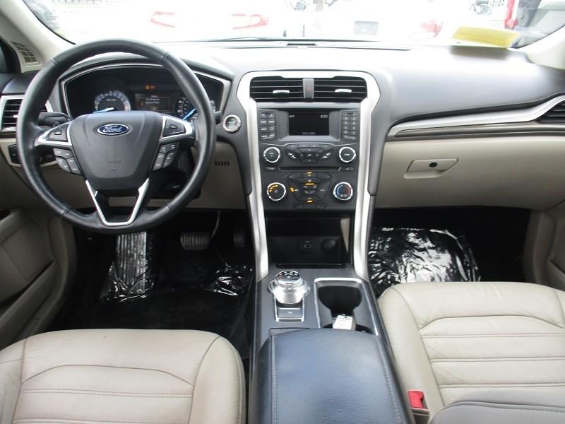 Ford Fusion SE AWD 2017